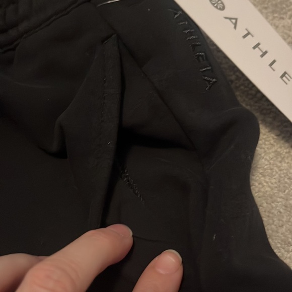 Athleta Easy Fleece MID RISE JOGGER
Midweight fleece with relaxed fit. - Picture 7 of 12